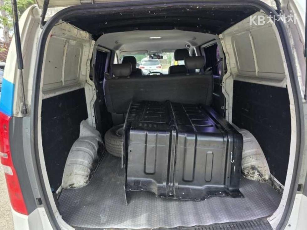 Hyundai Starex — miniaturë 11