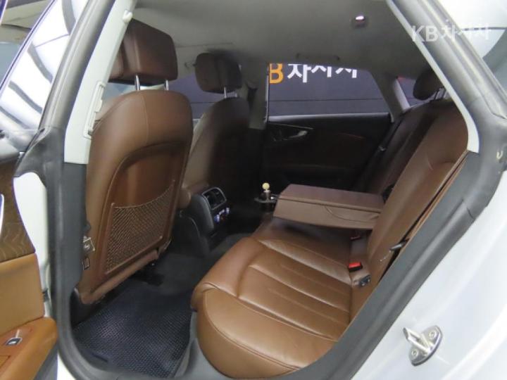 Audi A7 3.0 TDI Quattro Dynamic 7