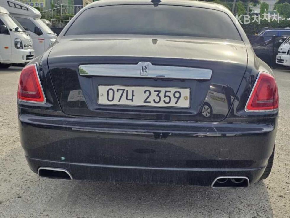 Rolls-Royce Ghost — miniaturë 4