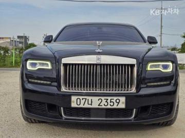 Rolls-Royce Ghost 6.6 V12 EWB — foto 1