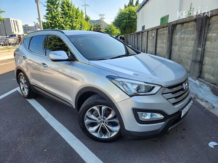 Hyundai Santa Fe DM R2.2 4WD PREMIUM 3