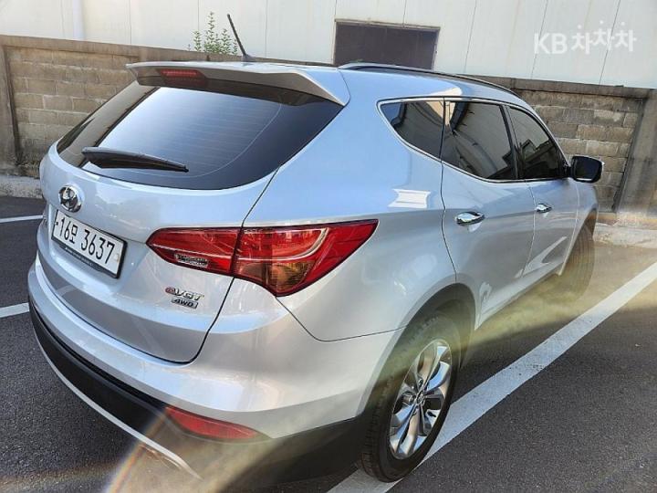Hyundai Santa Fe DM R2.2 4WD PREMIUM 5