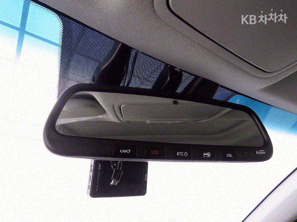 2021 - kia k3