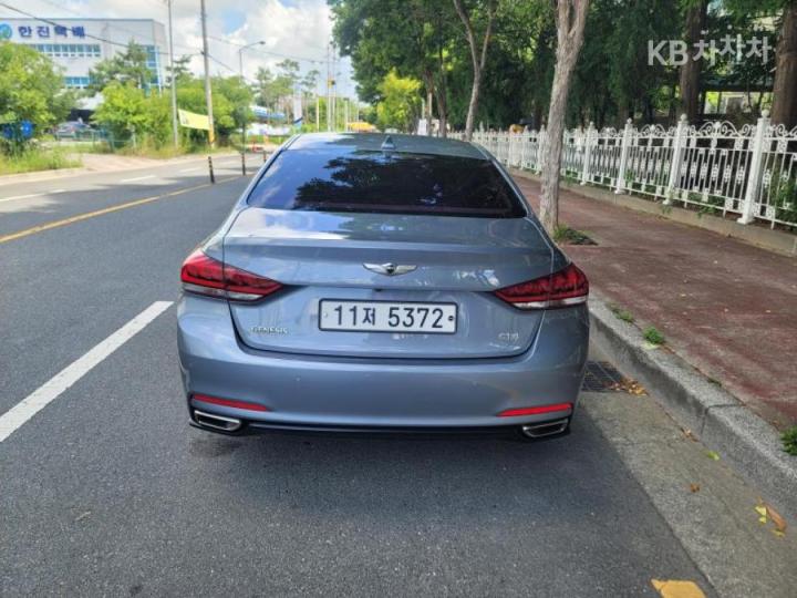 Hyundai Genesis DH G330 Premium 4