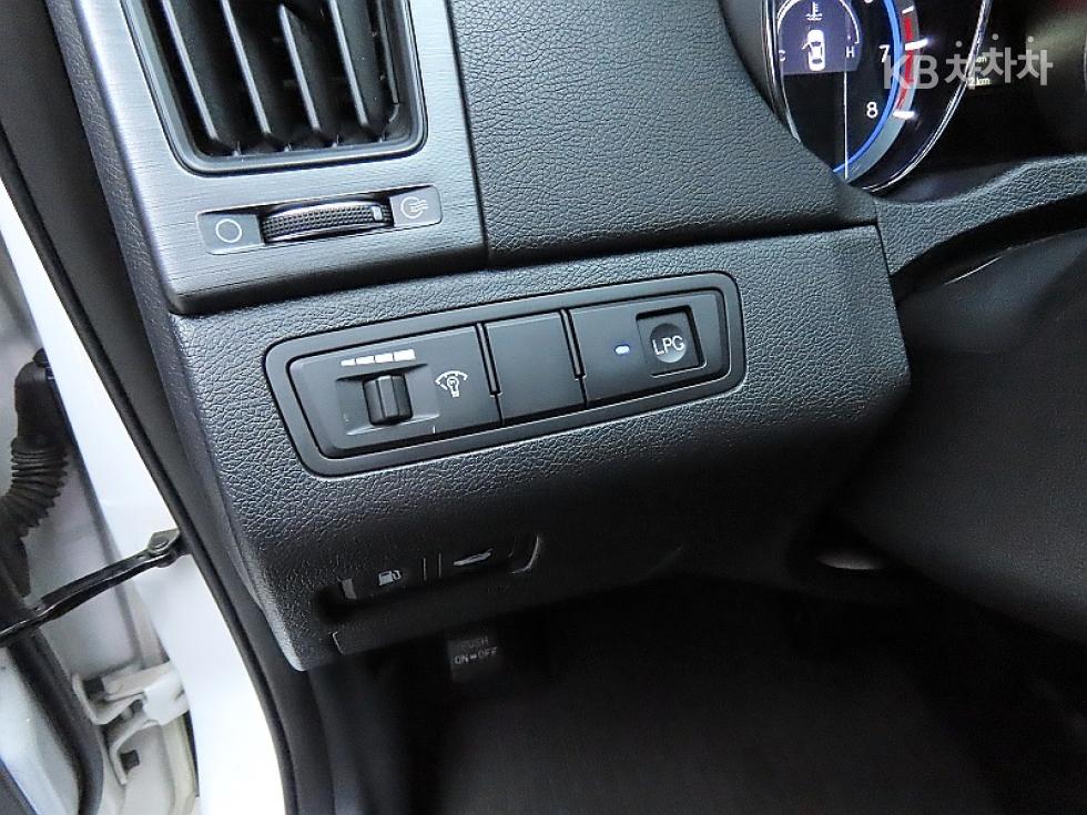 Hyundai Sonata — miniaturë 12