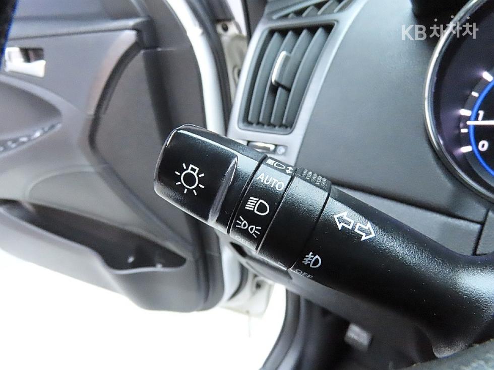 Hyundai Sonata — miniaturë 14