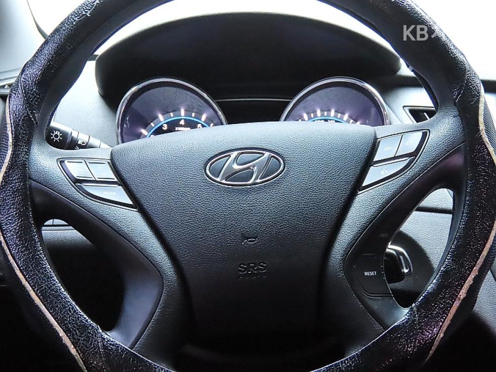Hyundai Sonata — miniaturë 18