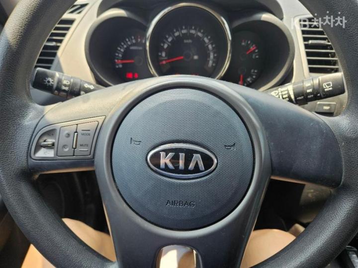 Kia Soul 1.6 Smart Base Type 8