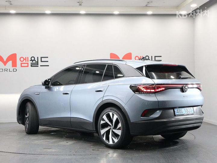 Volkswagen ID.4 Pro 5