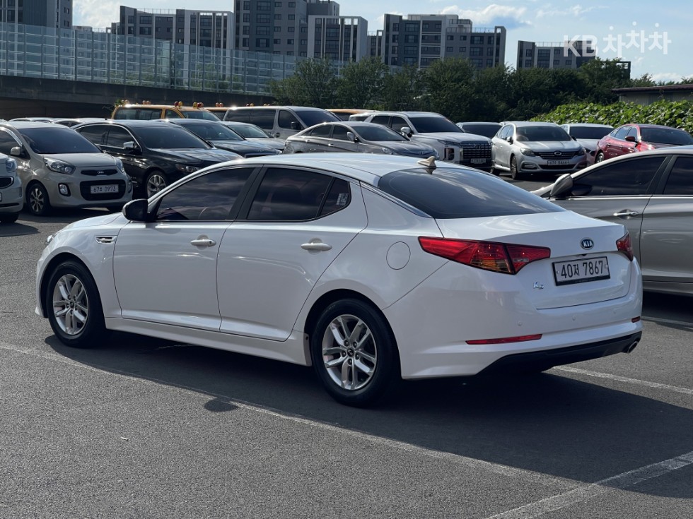 2011 - kia k5