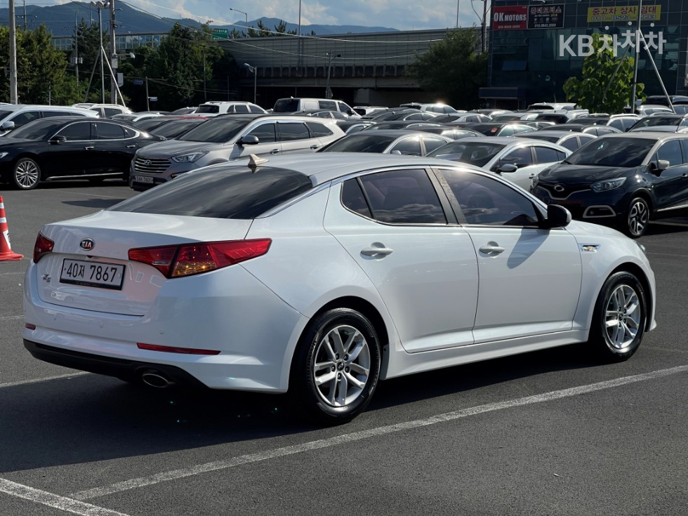 2011 - kia k5
