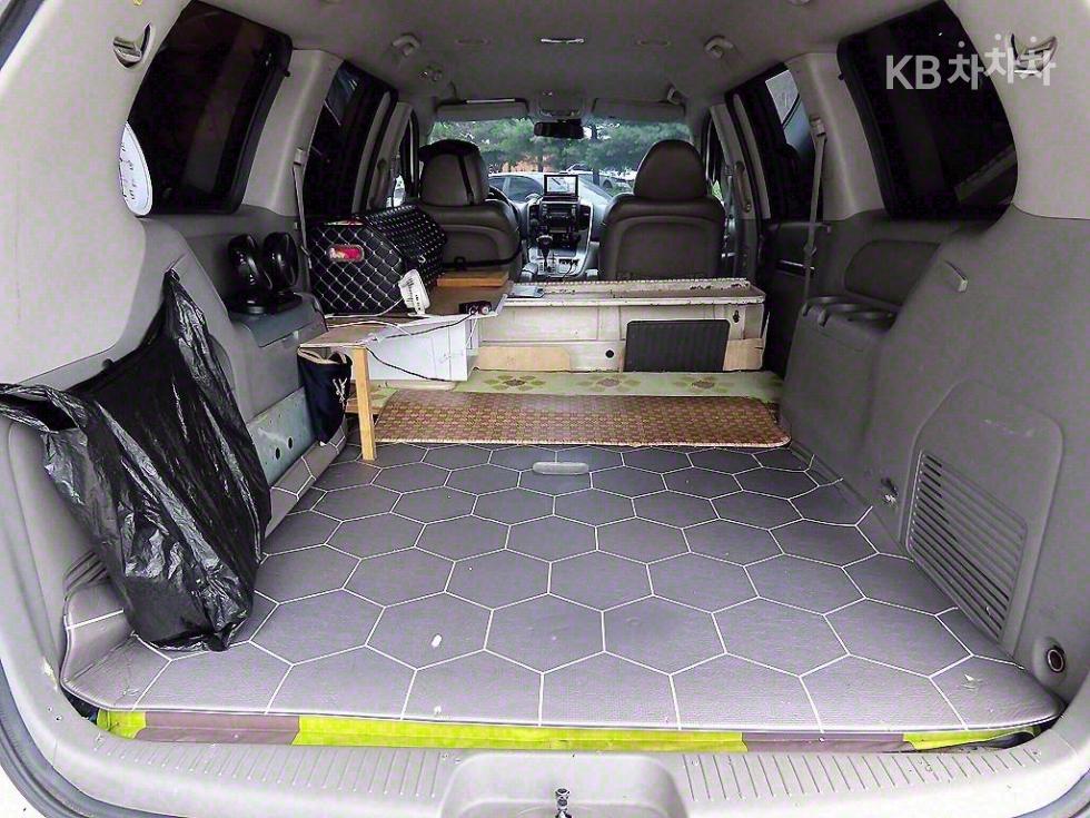 2008 - kia grand carnival