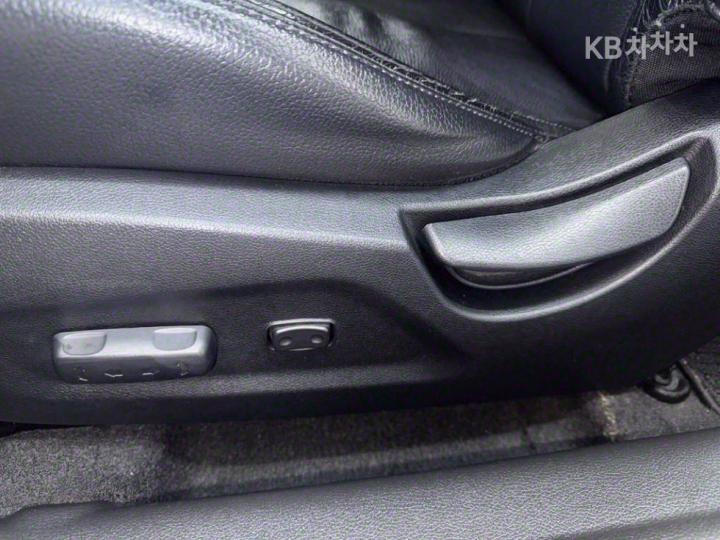 Hyundai Veloster Extreme 10