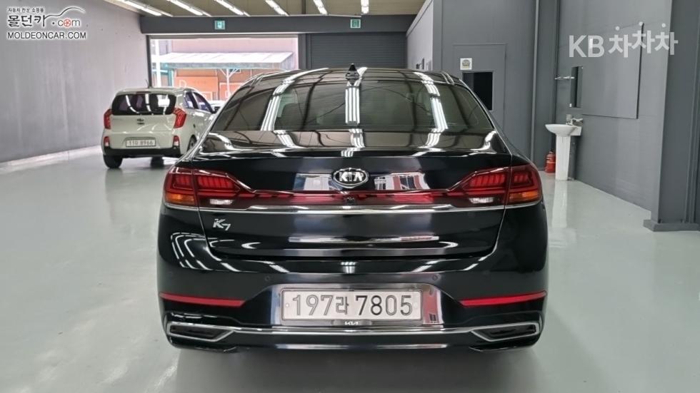 2020 - kia k7