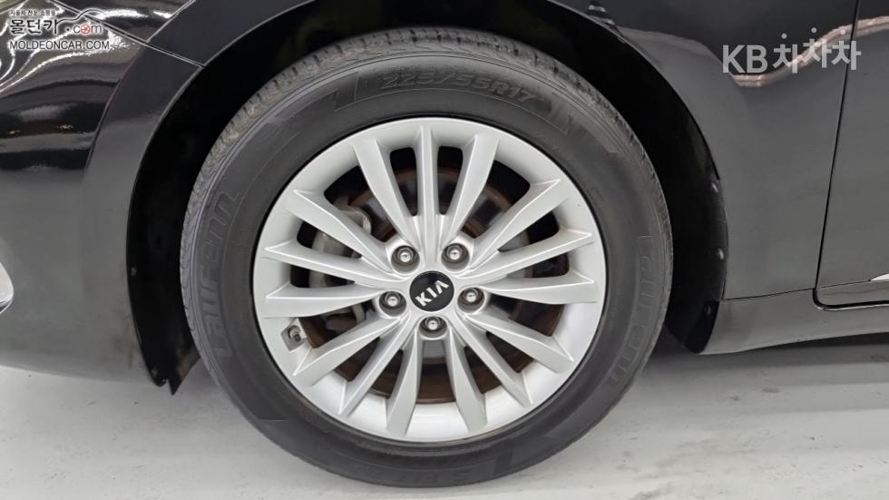 2020 - kia k7