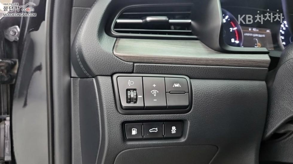 2020 - kia k7