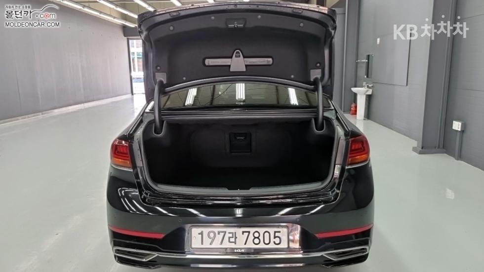 2020 - kia k7