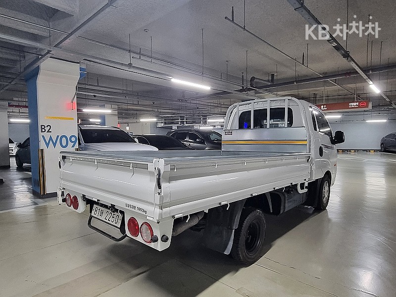2019 - kia bongo iii