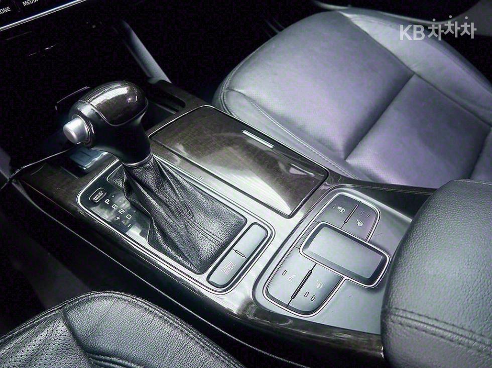 2013 - kia k7
