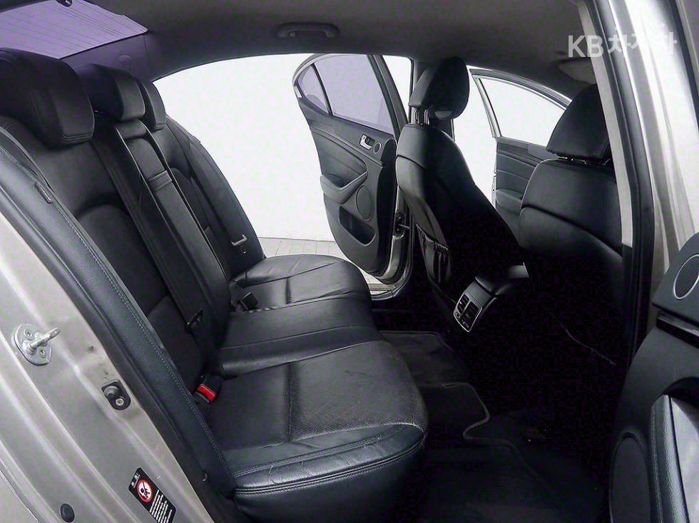 2013 - kia k7