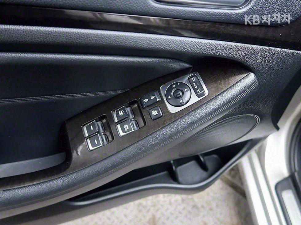 2013 - kia k7