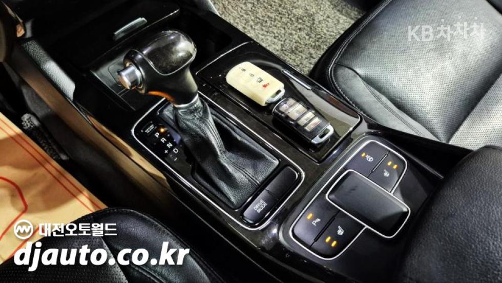 2013 - kia k7