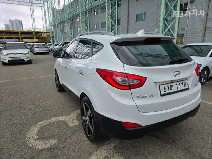 Hyundai Tucson New ix Diesel e-VGT 2WD Modern 7