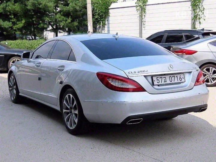 Mercedes-Benz CLS-Class W218 CLS250d 4 Matic W218 4