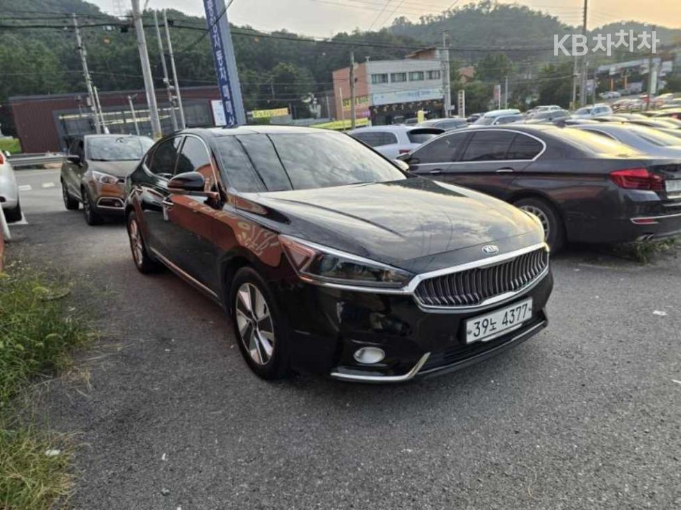 2017 - kia k7