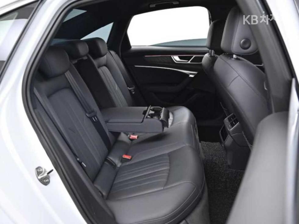 2021 - audi a6