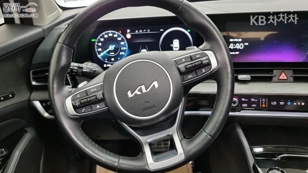 2024 - kia sportage