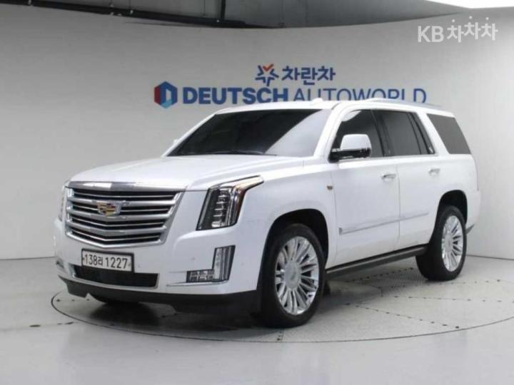 Cadillac Escalade 6.2 V8 2
