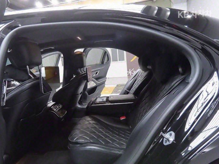 Mercedes-Benz S-Class W223 S500L 4Matic Base Type 10