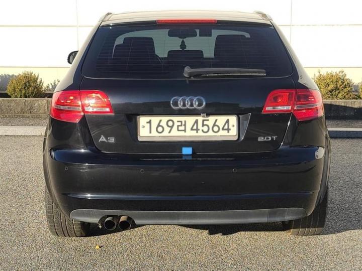 Audi A3 NEW 2.0 TFSI 8P Dynamic 7