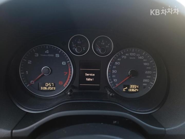 Audi A3 NEW 2.0 TFSI 8P Dynamic 10