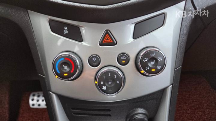 Chevrolet Korea Trax 1.4 LT The Package - фото 14