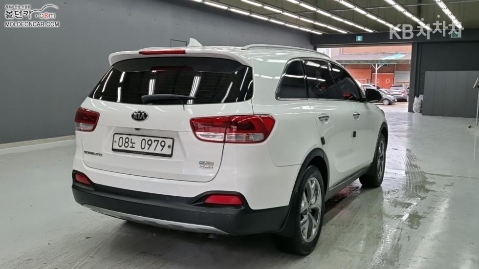 2016 - kia sorento