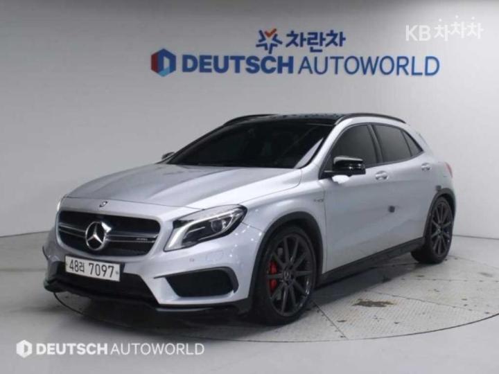 Mercedes-Benz GLA-Class X156 GLA45 AMG 4 Matic 2