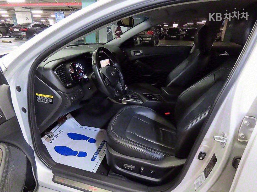 2011 - kia k5