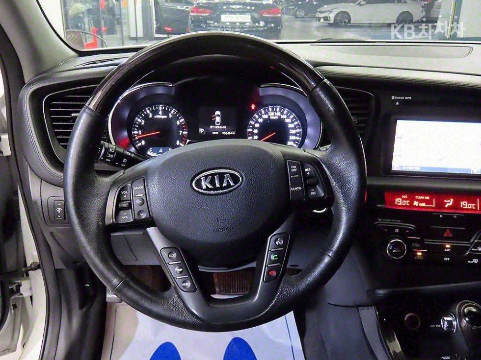 2011 - kia k5