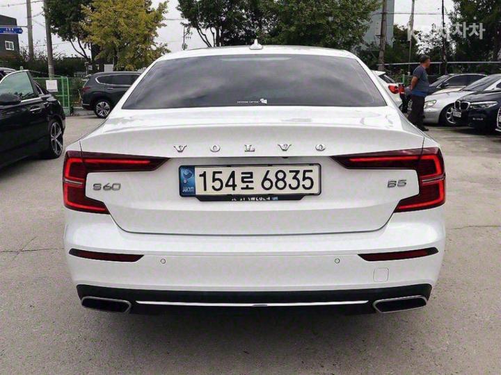 Volvo S60 2.0 B5 Inscription 5