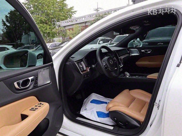 Volvo S60 2.0 B5 Inscription 7