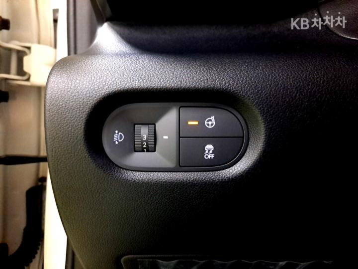 Hyundai Casper 1.0 Turbo Gasoline The Essential - фото 19