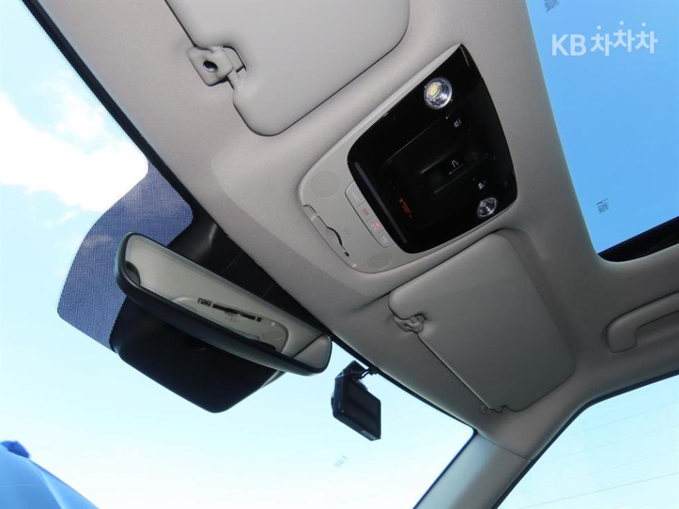Kia Seltos — miniaturë 16