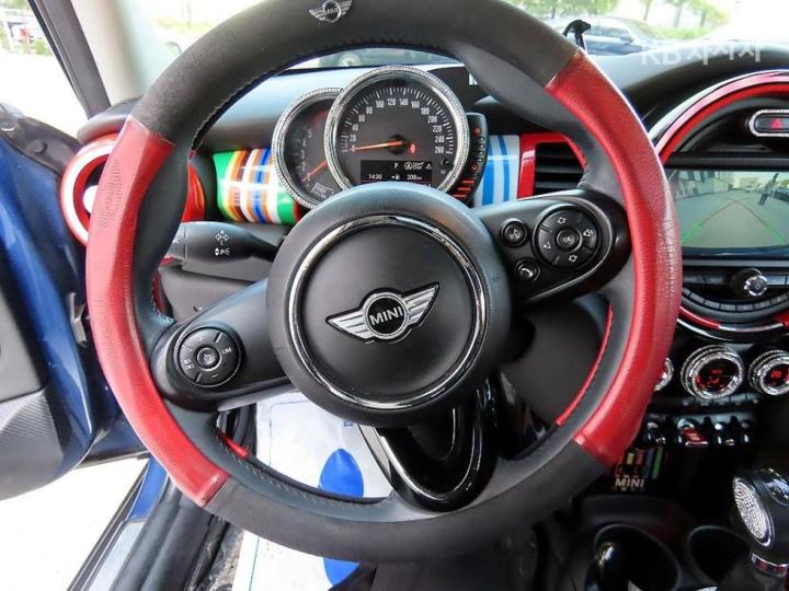 Mini Cooper 5 Duo D 1.5 High Trim 9