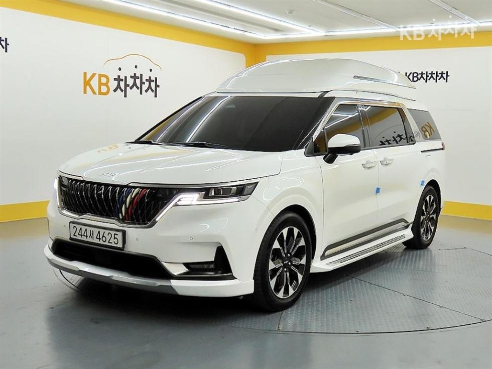 2023 - kia carnival