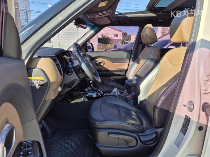 Kia Soul 1.6 GDi Noblesse 8