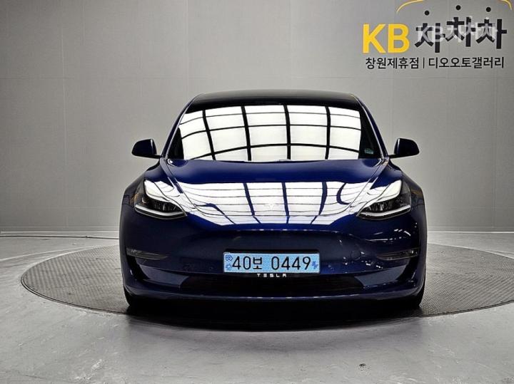 Tesla Model 3 Long Range