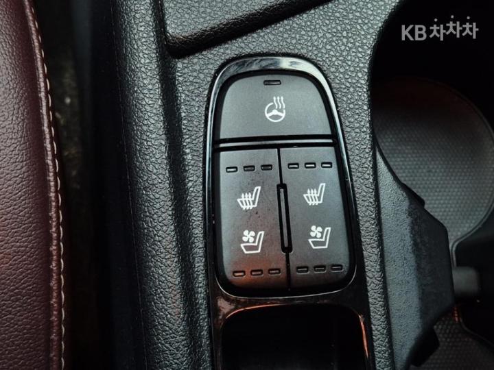 Kia Niro 1.6 HEV Signature - фото 17