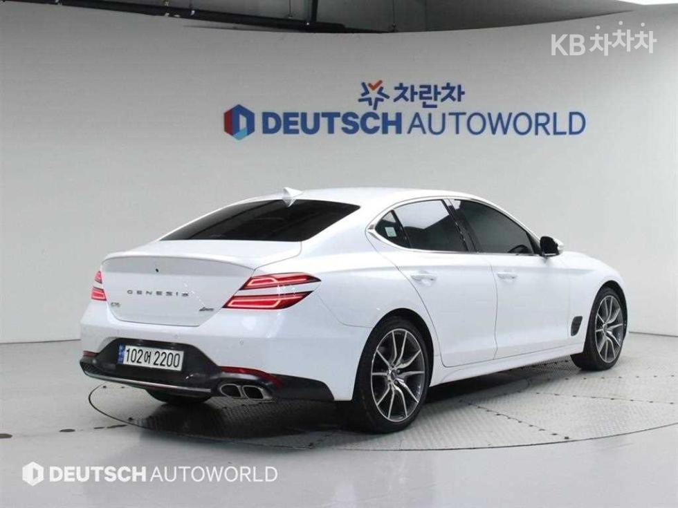 Genesis G70 — miniaturë 2
